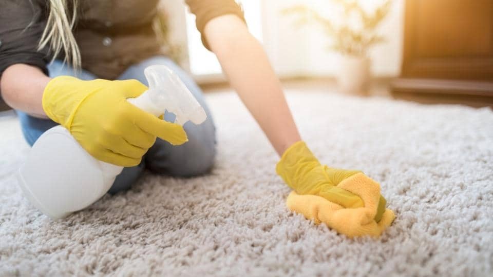 cleaning carpets