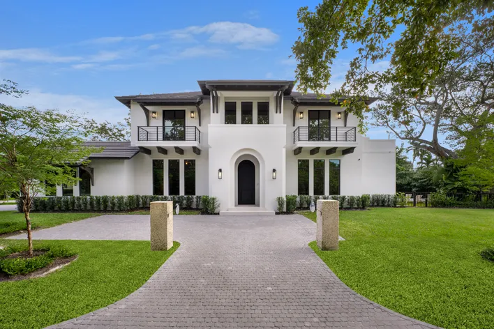 Do You Have to Hang Your Real Estate License?